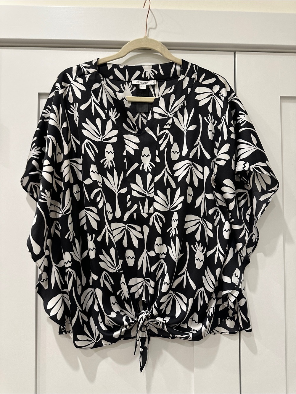 Chico's Black & White Floral Tie-Front Blouse